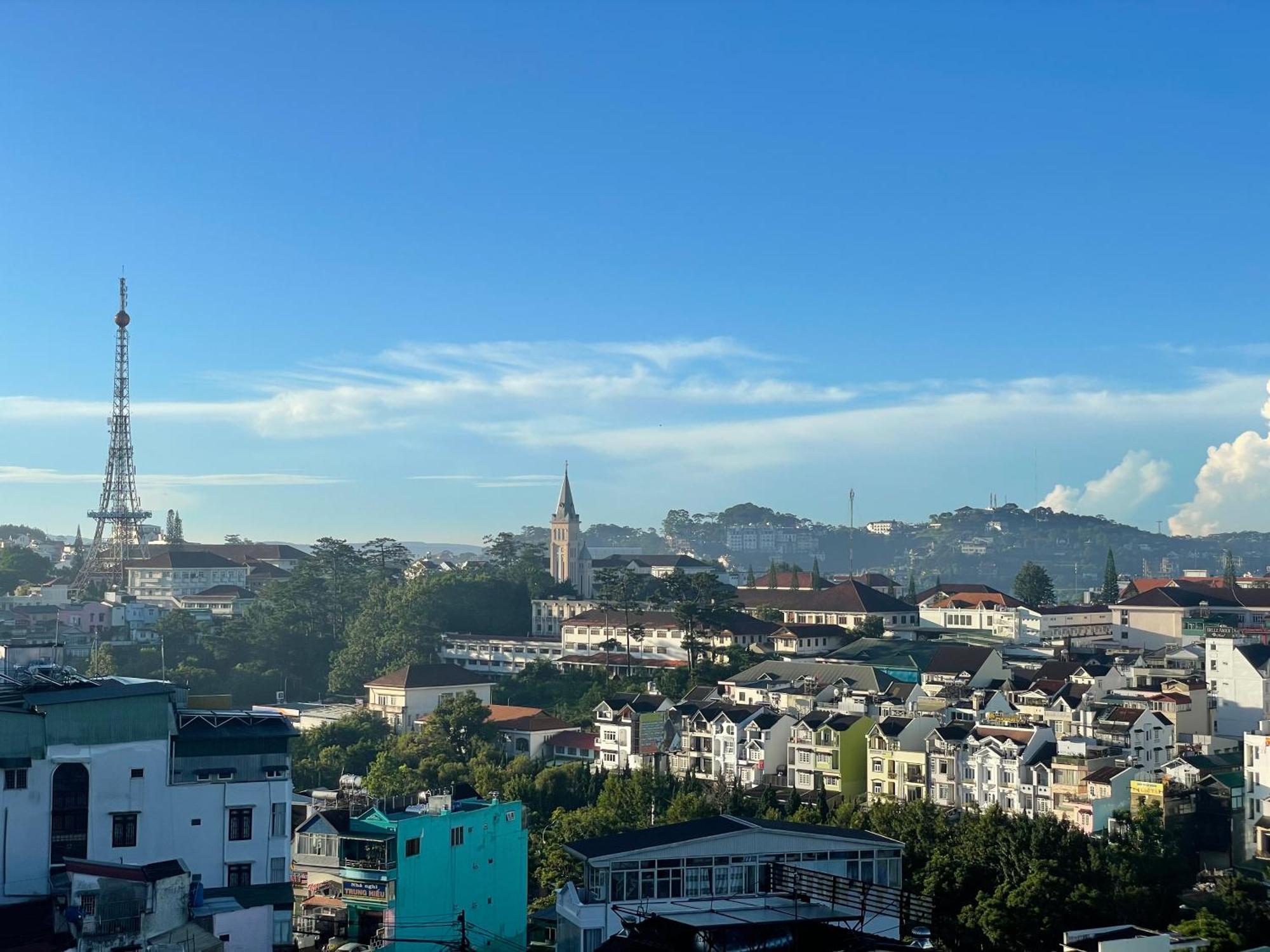 Anh Hao Hotel Dalat Exteriör bild